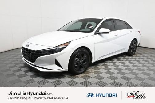 2022 Hyundai ELANTRA SEL