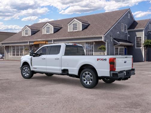 Oxford White 2025 Ford F-350 Lariat