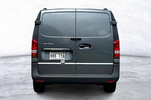2023 Mercedes-Benz Metris Base