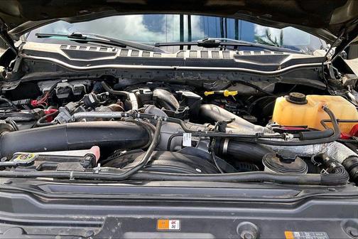 Magnetic 2017 Ford F-250 Lariat
