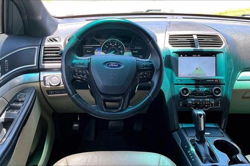 Blue 2017 Ford Explorer XLT