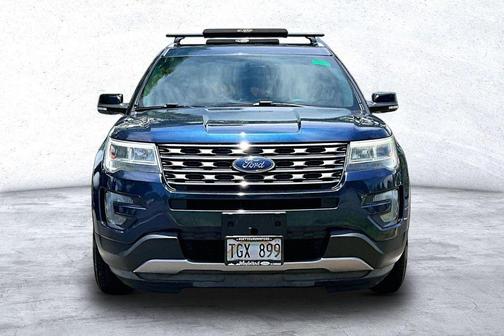 Blue 2017 Ford Explorer XLT