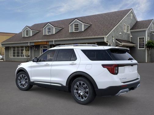 White Metallic 2025 Ford Explorer Platinum