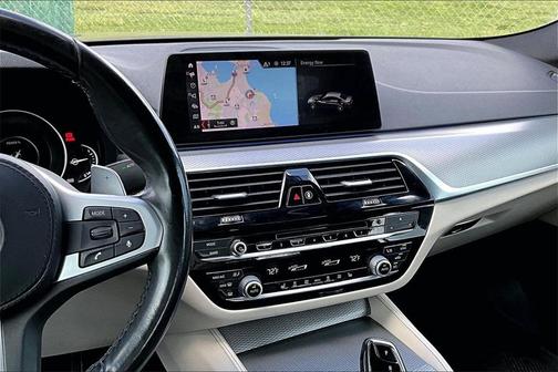 2019 BMW 530e iPerformance