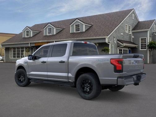 2025 Ford F-150 Lightning XLT