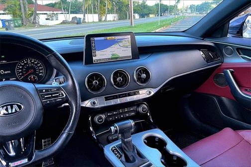 2018 Kia Stinger GT1