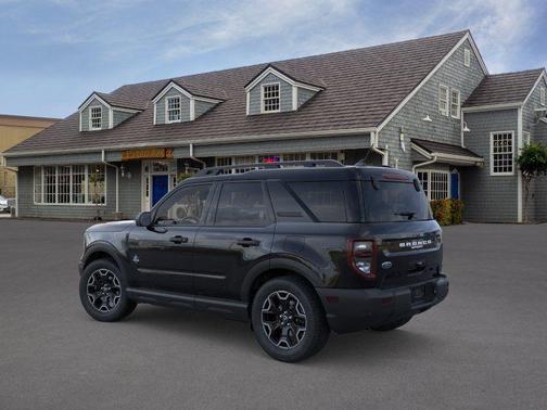 Shadow Black 2026 Ford Bronco Sport Outer Banks