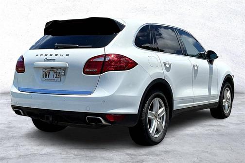 2014 Porsche Cayenne Platinum Edition