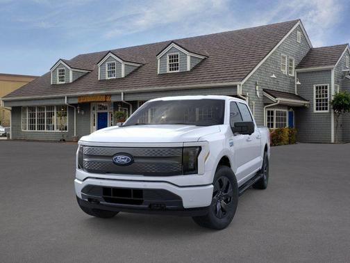 2025 Ford F-150 Lightning Flash