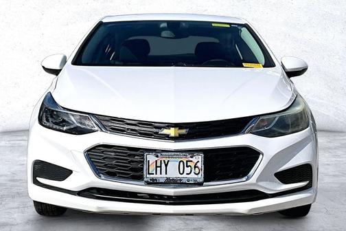 Summit White 2018 Chevrolet Cruze LT