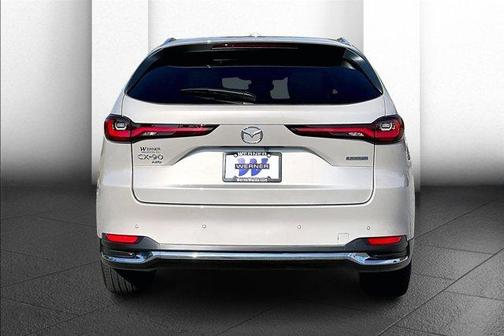 2024 Mazda CX-90 PHEV Premium Plus