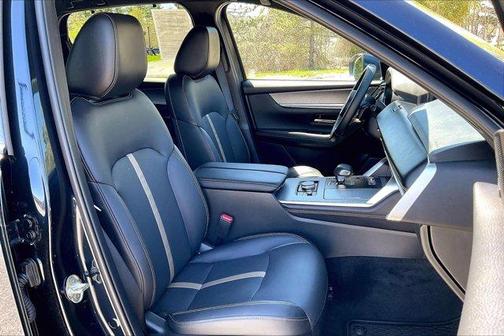 2024 Mazda CX-90 PHEV Premium Plus