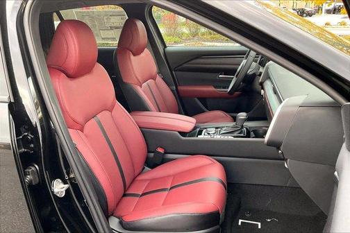 2026 Mazda CX-50 Premium