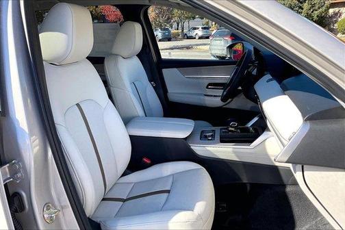 2025 Mazda CX-90 PHEV Premium Plus Package