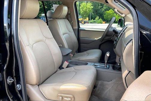 2015 Nissan Frontier SL