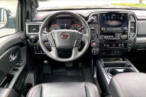 2024 Nissan Titan PRO-4X