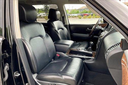 2017 INFINITI QX80 Base