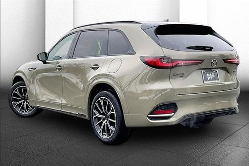 Zircon Sand Metallic 2026 Mazda CX-70 CX-70