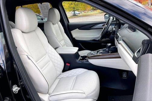 2022 Mazda CX-9 Signature