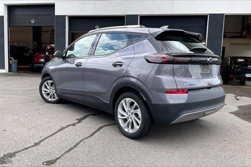 2022 Chevrolet Bolt EUV LT