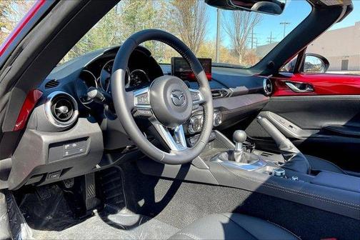 Soul Red Crystal Metallic 2026 Mazda MX-5 Miata GRAND TOURING