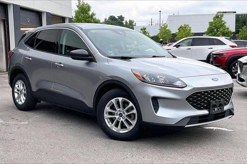 Gray 2022 Ford Escape SE