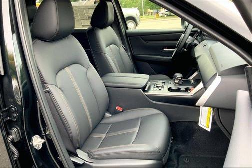 2025 Mazda CX-90 SE