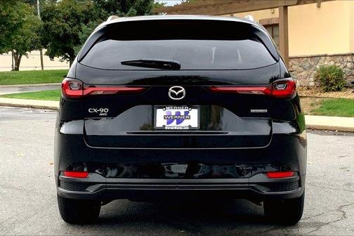 2025 Mazda CX-90 SE