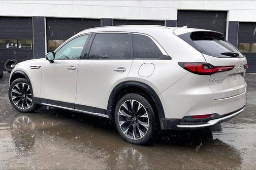 Platinum Quartz Metallic 2024 Mazda CX-90 Premium