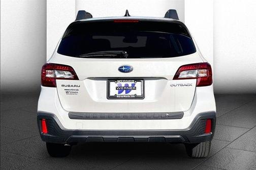 White 2019 Subaru Outback 2.5i Limited
