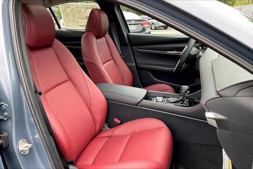 2025 Mazda Mazda3 2.5 S Carbon Edition
