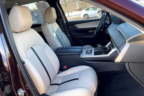 2024 Mazda CX-90 PHEV Premium