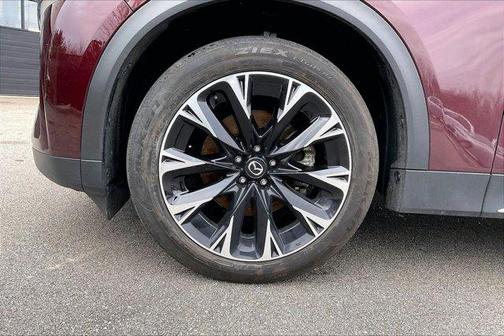 2024 Mazda CX-90 PHEV Premium