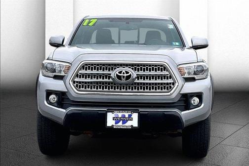 2017 Toyota Tacoma SR