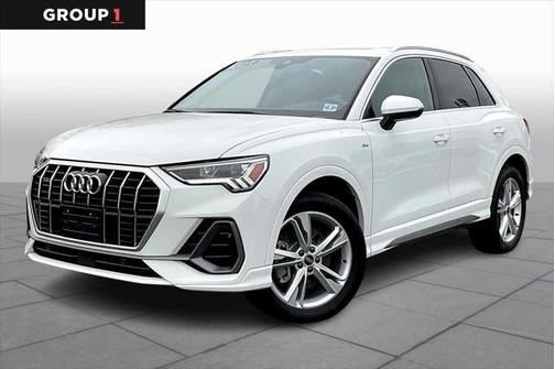 2023 Audi Q3 45 S line Premium Plus