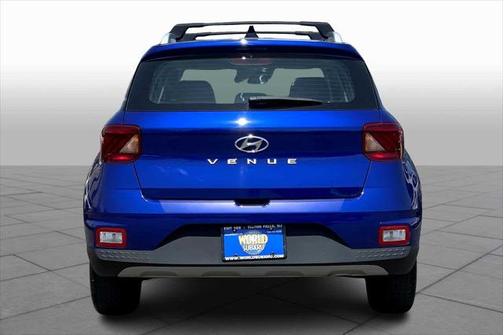 2022 Hyundai VENUE Limited