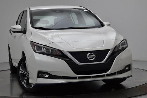 Photo 4 of 31 of 2020 Nissan Leaf SL PLUS