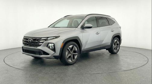 Shimmering Silver 2025 Hyundai TUCSON SEL