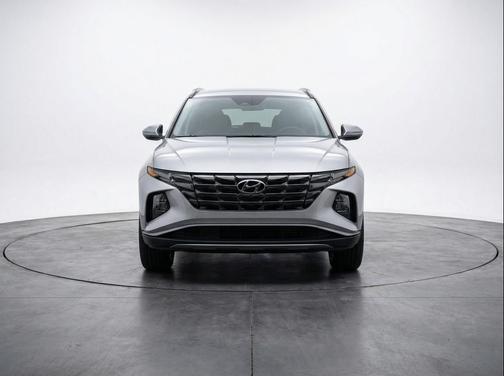 Shimmering Silver 2025 Hyundai TUCSON SEL