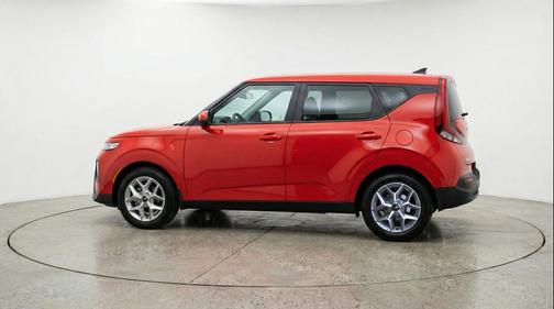 Inferno Red 2025 Kia Soul LX