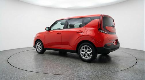 Inferno Red 2025 Kia Soul LX