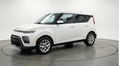 Snow White Pearl 2025 Kia Soul LX