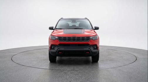 Red Hot Pearlcoat 2025 Jeep Compass Trailhawk