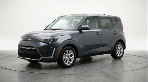 Gravity Gray 2025 Kia Soul LX