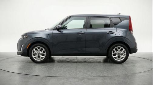Gravity Gray 2025 Kia Soul LX