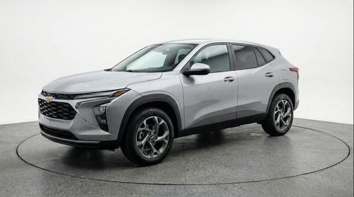 Sterling Gray Metallic 2025 Chevrolet Trax LT
