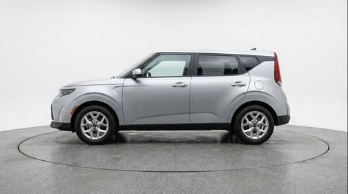 Steel Gray 2025 Kia Soul LX