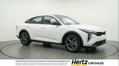 Snow White Pearl 2025 Kia K4 LXS