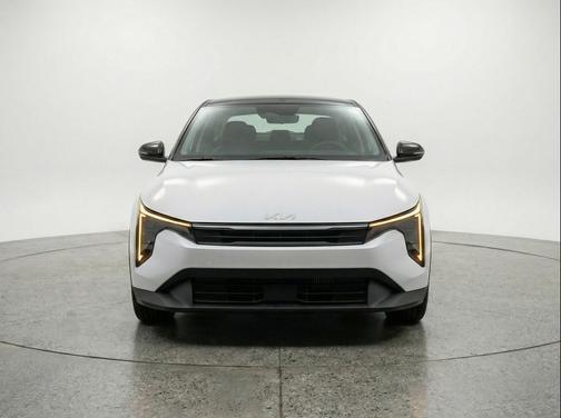 Snow White Pearl 2025 Kia K4 LXS