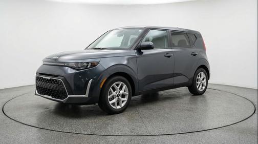 Gravity Gray 2025 Kia Soul LX